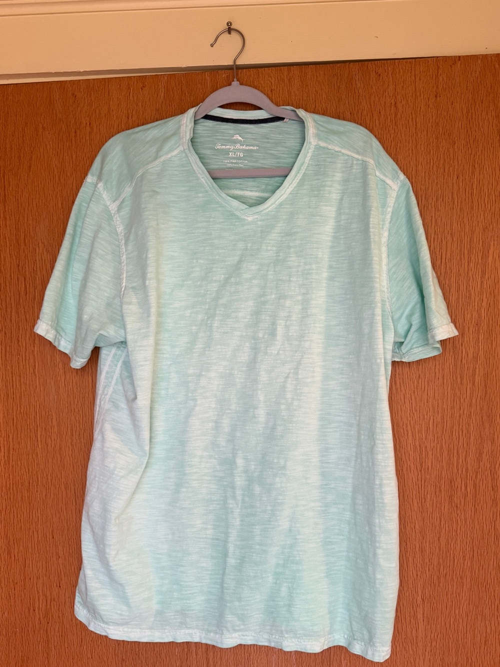 Tommy Bahama Men's V-Neck Short Sleeve Shirt